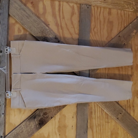 Crop new York and company slacks - Picture 1 of 3